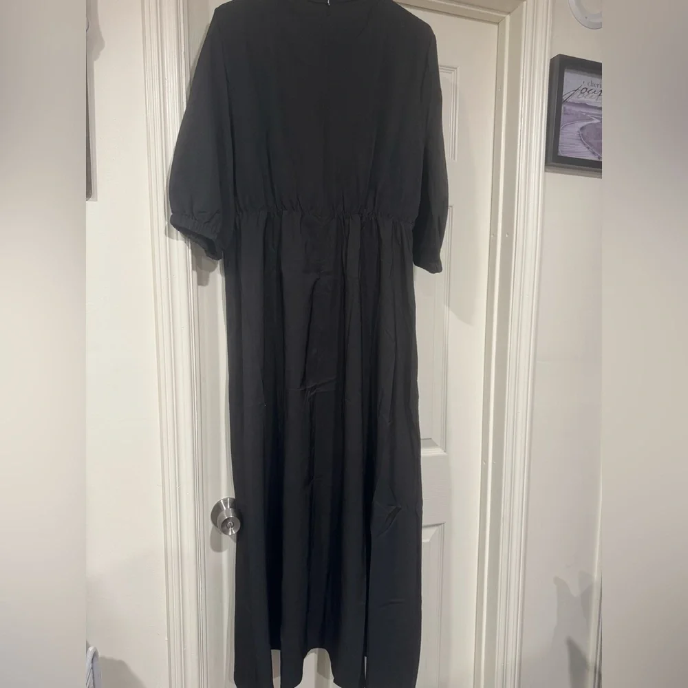 Luxury collections brand new dress - Picture 5 of 5